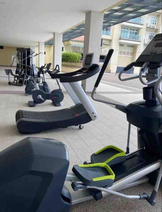 4 Pax - Riverine Diamond Apartment *