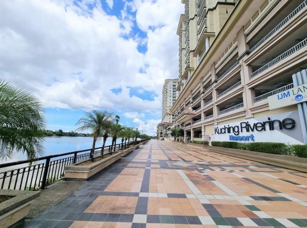 4 Pax - Riverine Diamond Apartment *